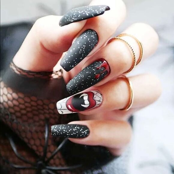 Halloween Press On Nails Happy Halloween Sale!! 🔥🎃 - Picture 1 of 4
